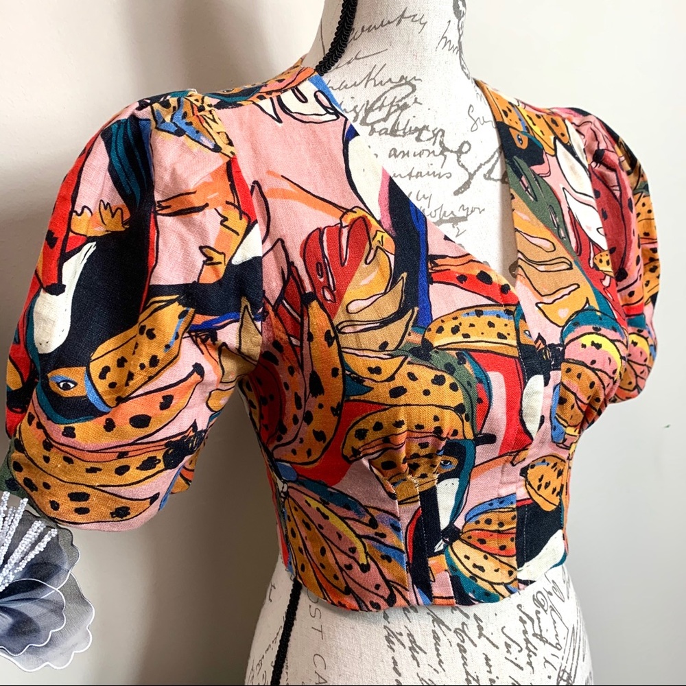 ❗️SOLD❗️Farm Rio Crazy Tucanos Puffed Sleeve Top - Picture 6 of 8